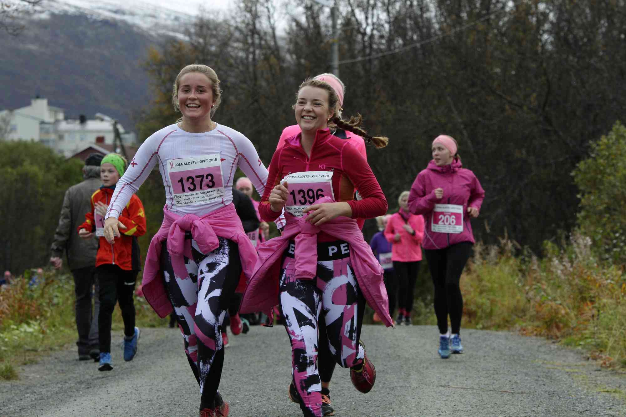 Blide løpere under Rosa sløyfe-løpet